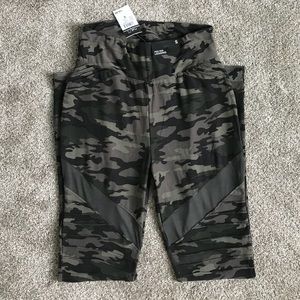 Rue 21 Camo Moto Mesh high rise legging (Small)NWT